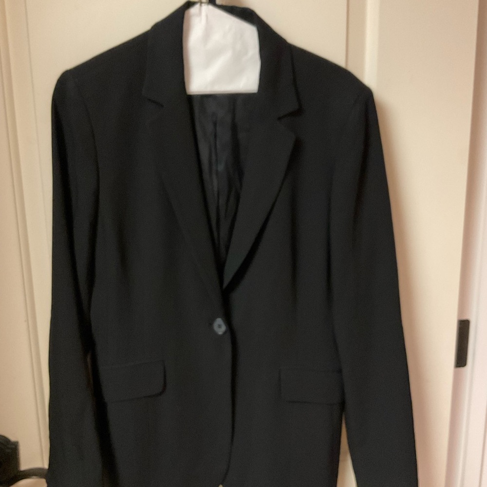 Ann Taylor Professional  Lightweight Wool Blazer EUC